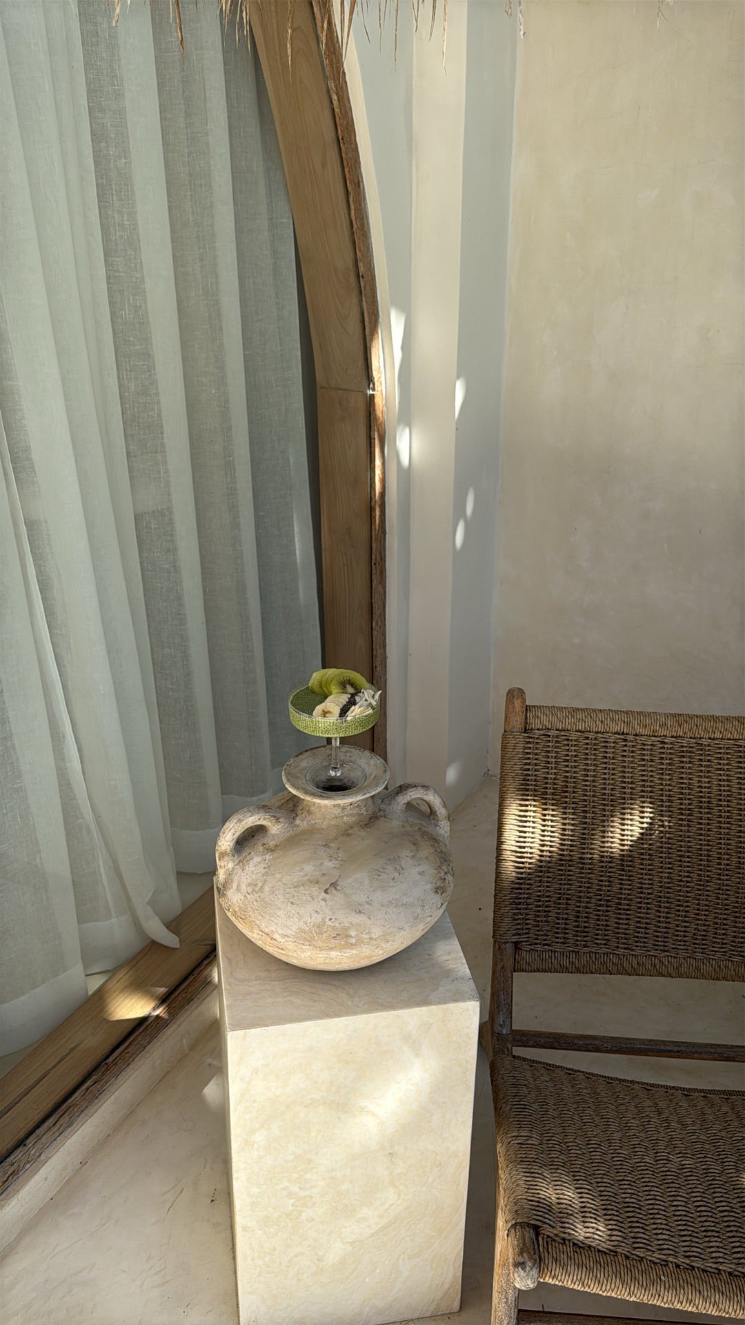 Matcha-Chia Bowl mit Kiwi & Banane