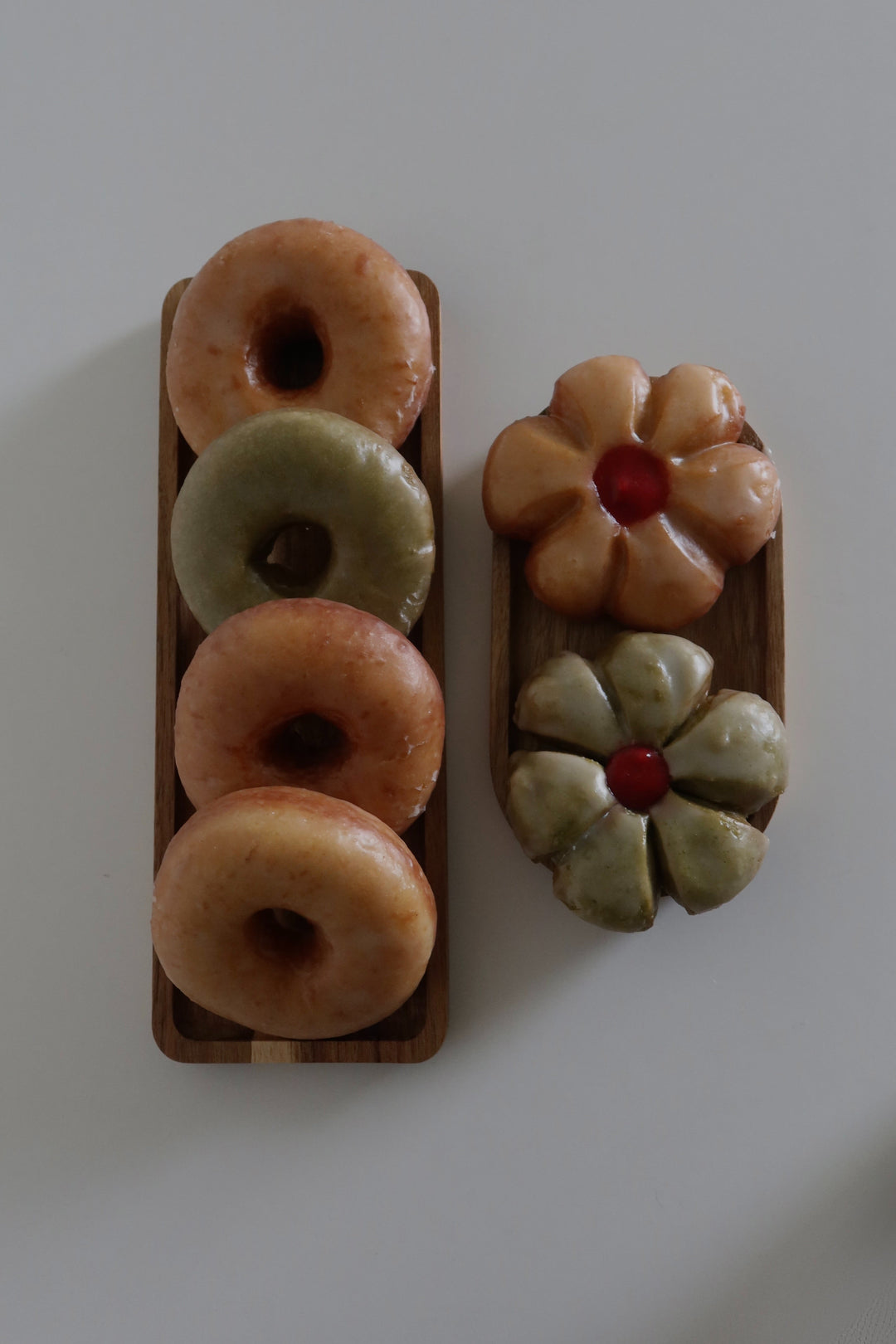 Matcha Donuts (glazed)