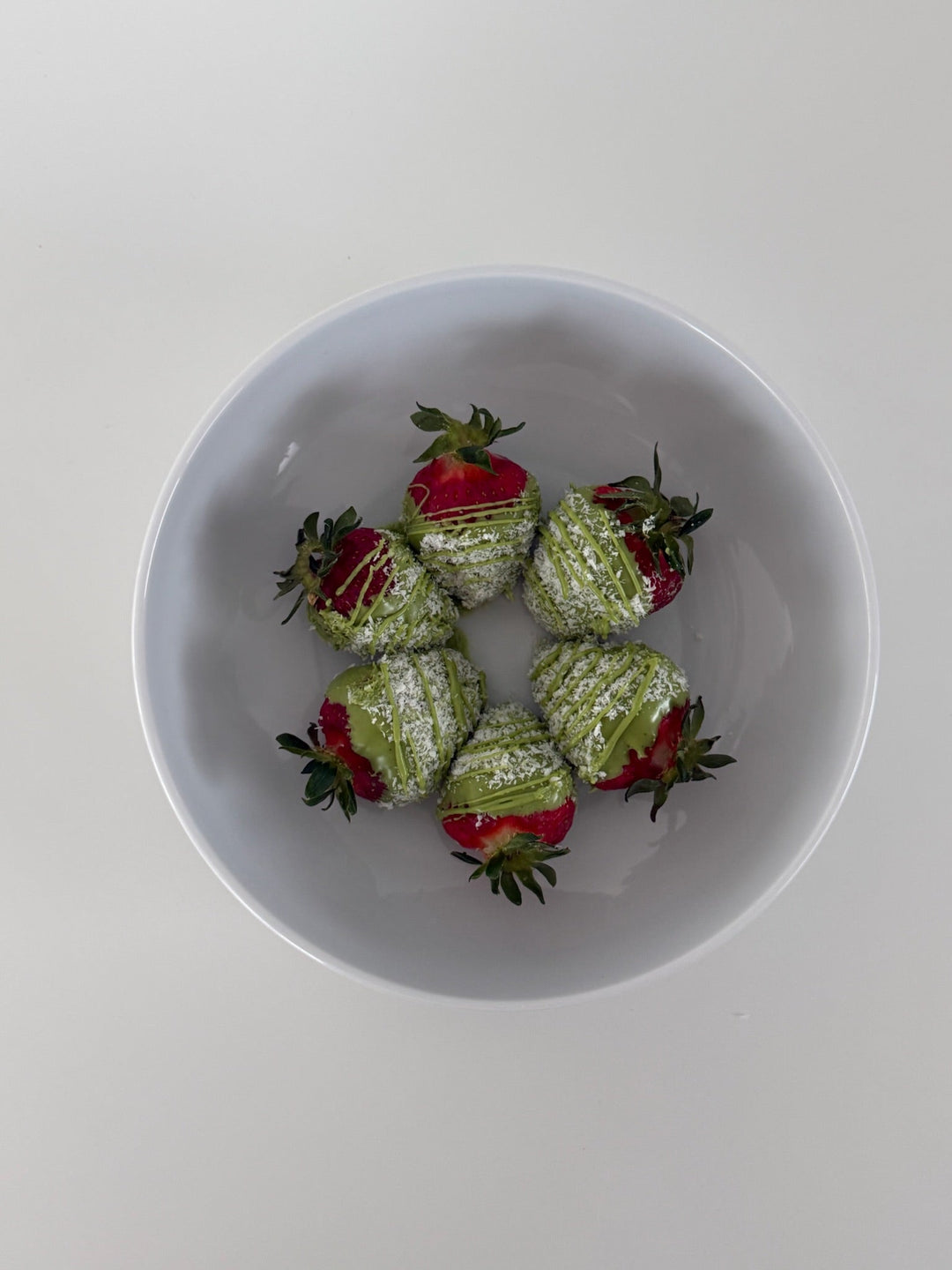 Matcha Kissed Berries 🍓
